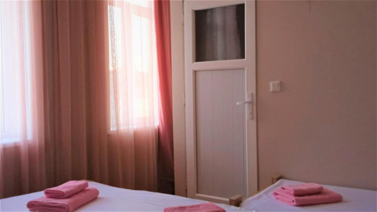 Sataplia District Hotel Kutaisi Exterior photo